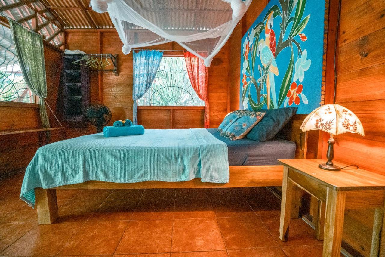 Casitas Las Flores Puerto Viejo de Talamanca Eksteriør bilde